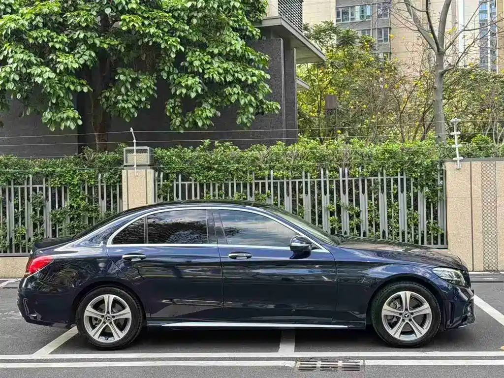 Mercedes-Benz C-Class 2019 facelift C 260 L sports version купить на сайте DeffCars