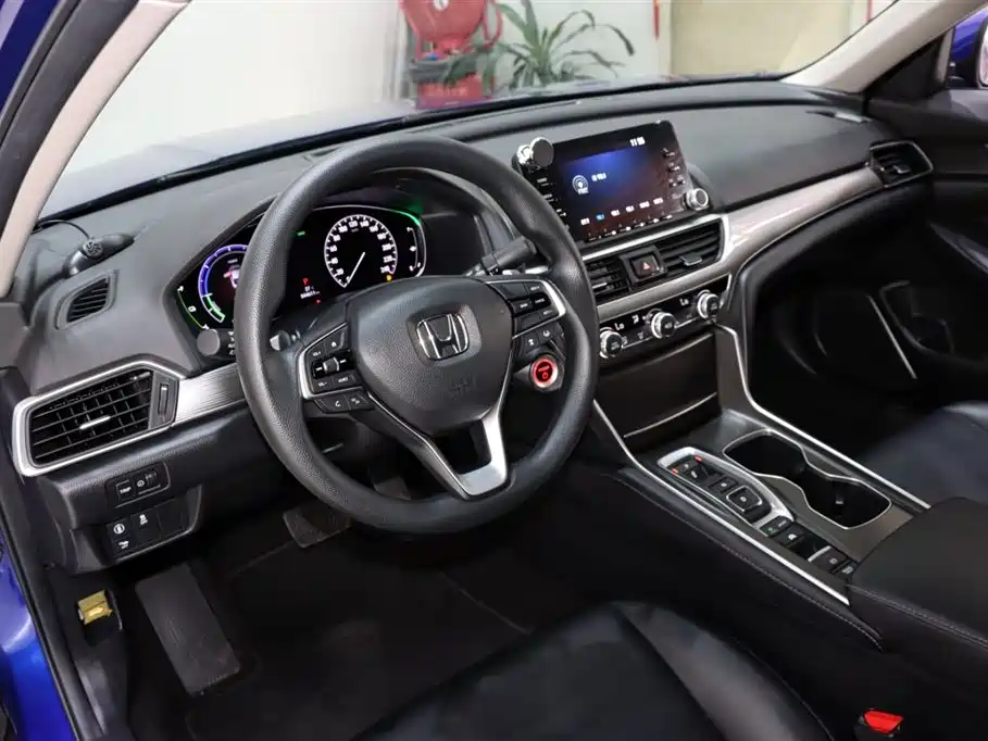 Accord 2018 Rui Hybrid 2.0L Rui Cool Edition National VI купить на сайте DeffCars