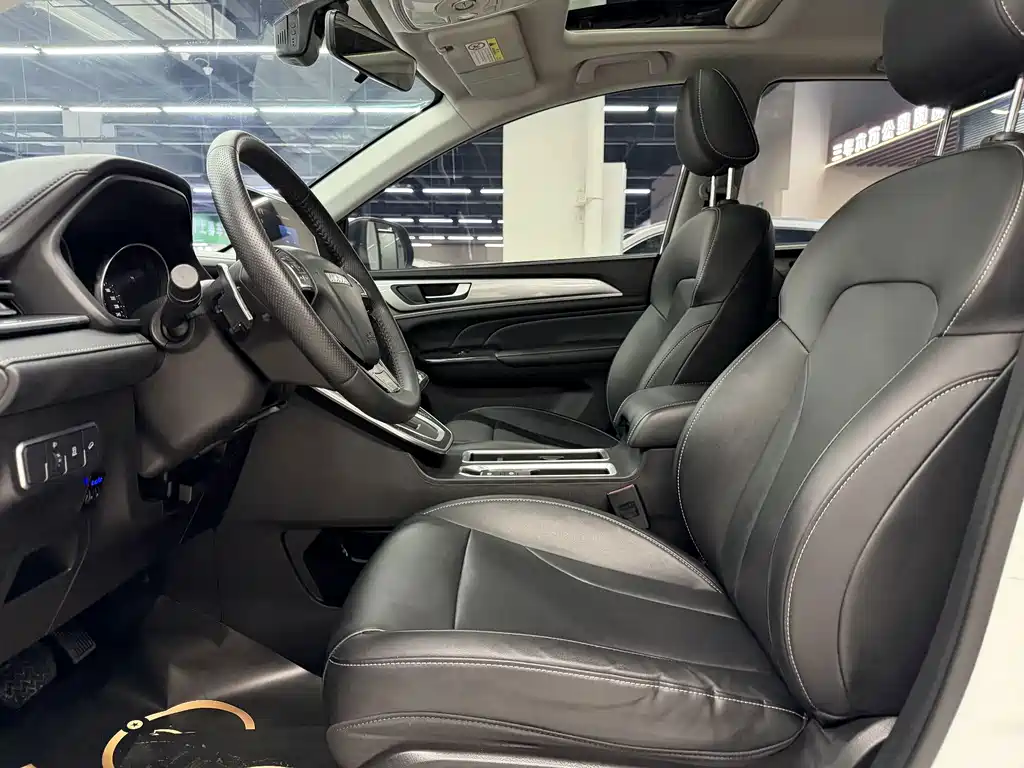 Haval M6 2021 PLUS 1.5T DCT luxury smart connected model купить на сайте DeffCars