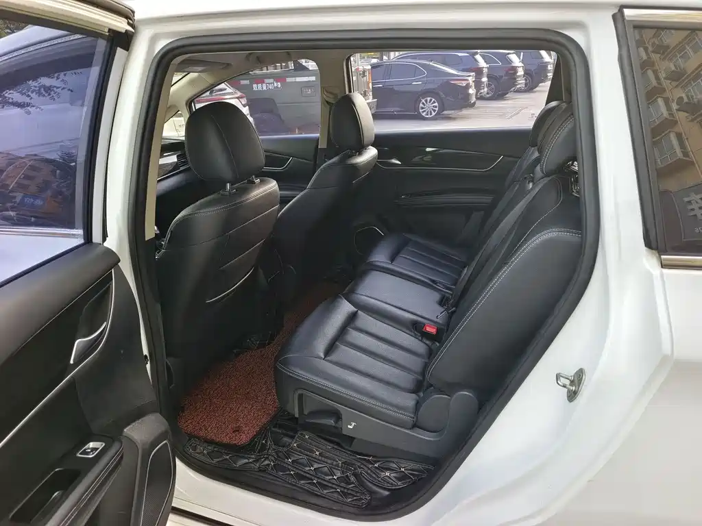 Song MAX 2017 1.5T automatic intelligent connected elite type 7 seats купить на сайте DeffCars