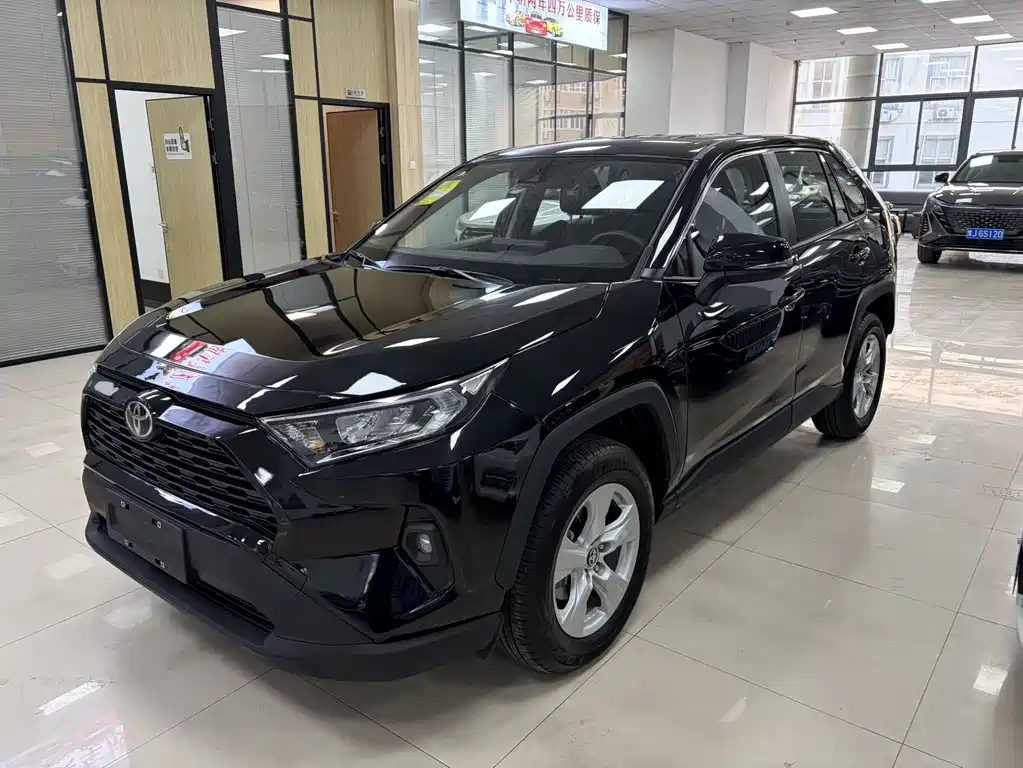 RAV4 Rongfang 2024 2.0L CVT two-wheel drive urban version купить на сайте DeffCars