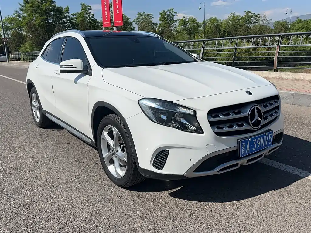 Mercedes-Benz GLA 2018 GLA 200 Dynamic купить на сайте DeffCars