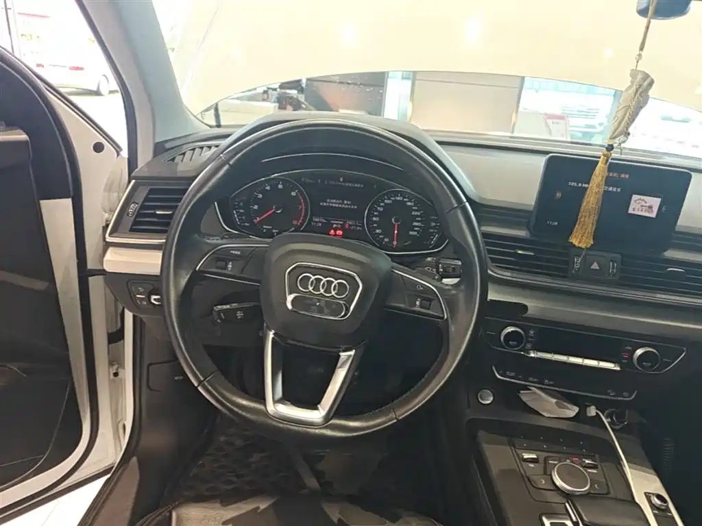 Audi Q5L 2020 40 TFSI Honorable and Enterprising купить на сайте DeffCars