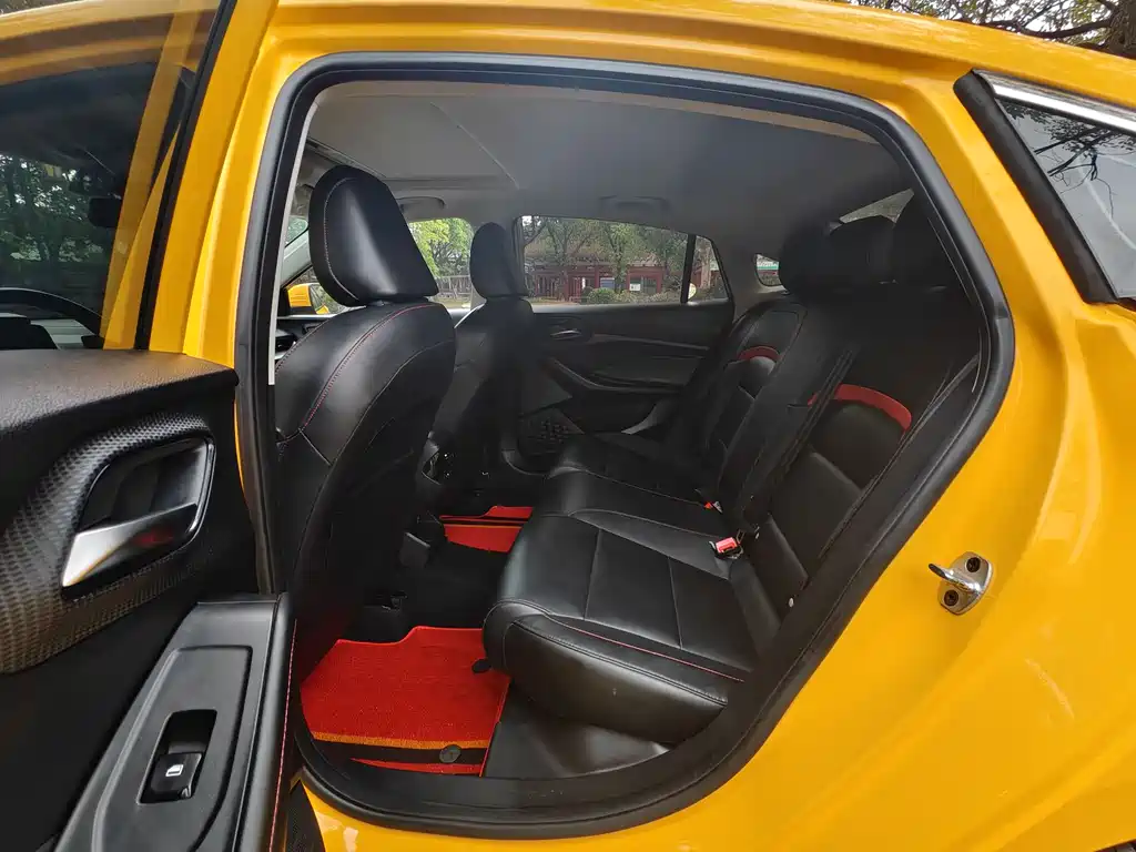 MG5 2021 180DVVT CVT Youth Deluxe Edition купить на сайте DeffCars