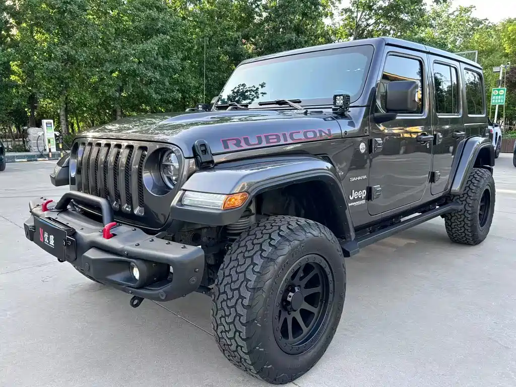 Wrangler 2021 2.0T Sahara four-door version купить на сайте DeffCars