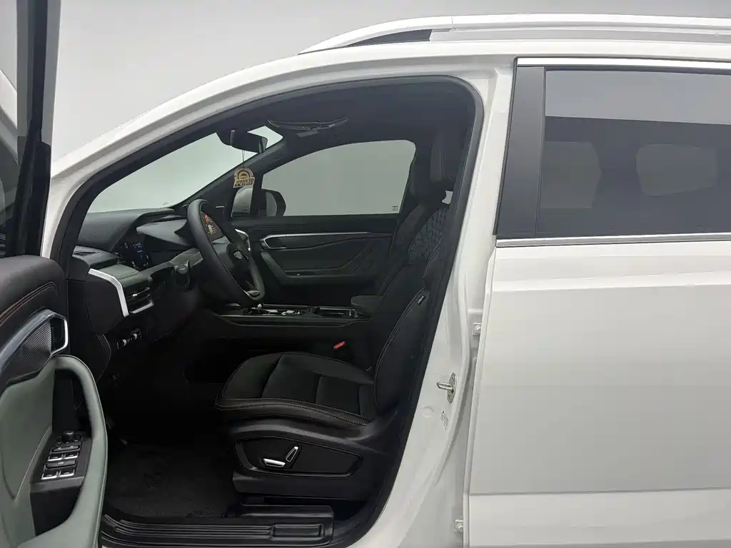 Haoyue L 2023 2.0T DCT premium model купить на сайте DeffCars
