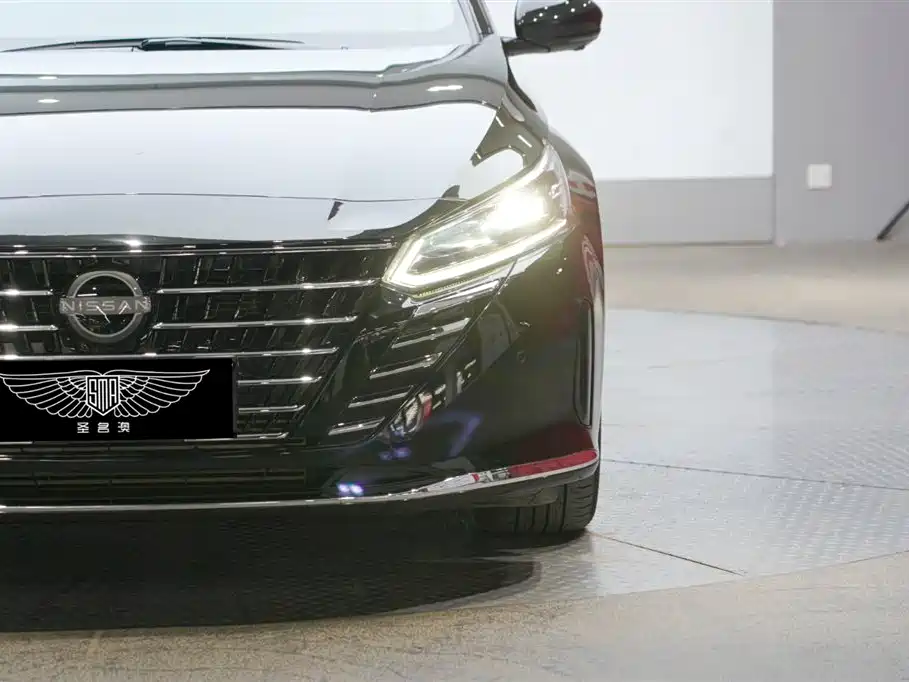 Teana 2022 2.0T XV Exclusive Edition купить на сайте DeffCars