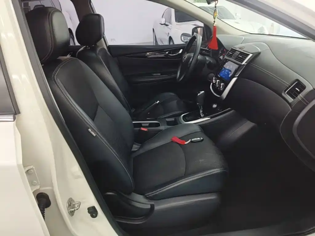 Tiida 2019 1.6L CVT Smart Travel Edition National VI купить на сайте DeffCars