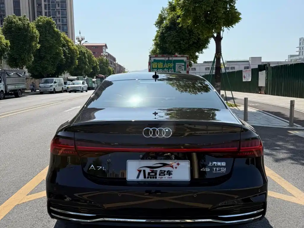 Audi A7L 2024 45 TFSI quattro luxury model купить на сайте DeffCars