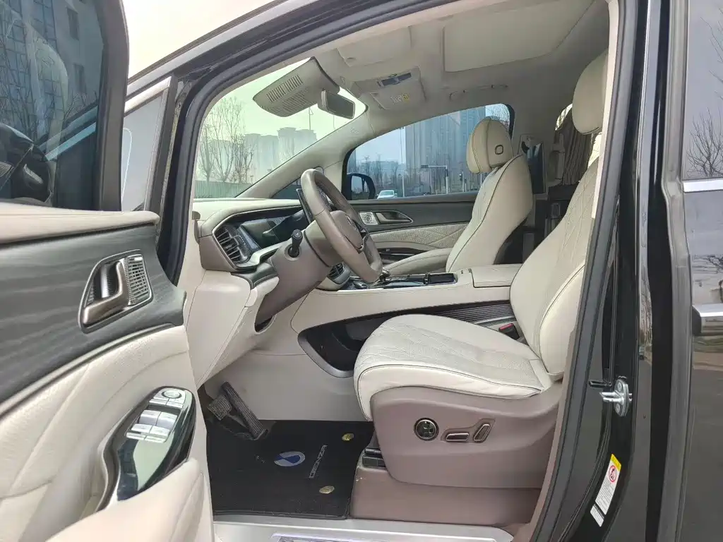 Denza D9 2022 DM-i 970 four-wheel drive flagship model купить на сайте DeffCars