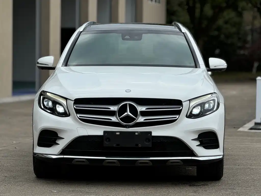 Mercedes-Benz GLC 2016 GLC 300 4MATIC Dynamic купить на сайте DeffCars