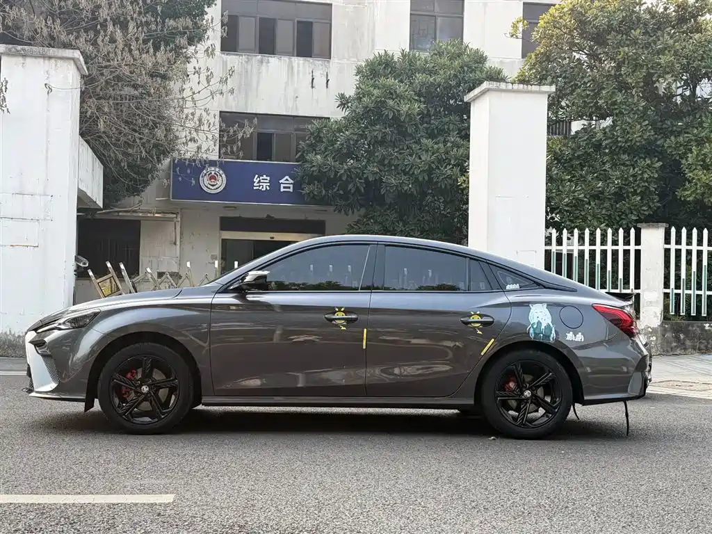 MG5 Scorpio 2022 1.5T Deluxe Edition купить на сайте DeffCars