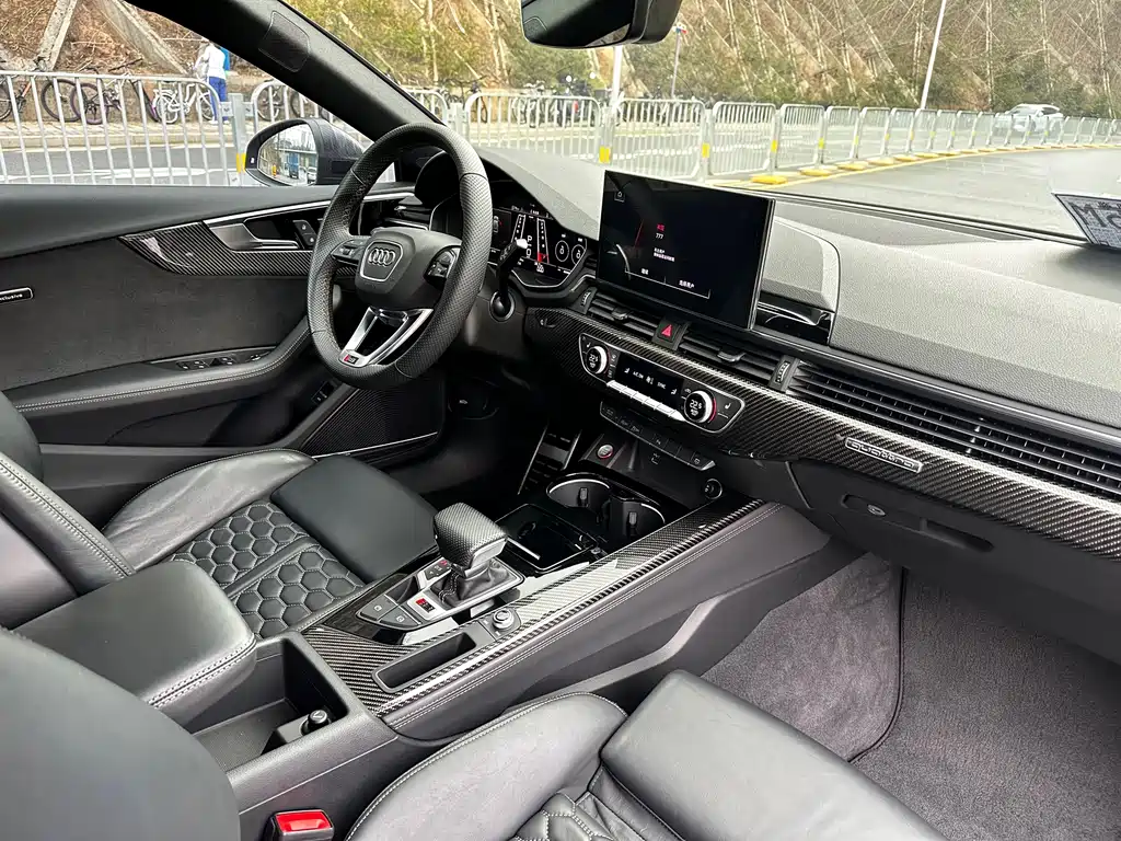 Audi RS 5 2023 RS 5 2.9T Sportback Dark Gold Edition купить на сайте DeffCars