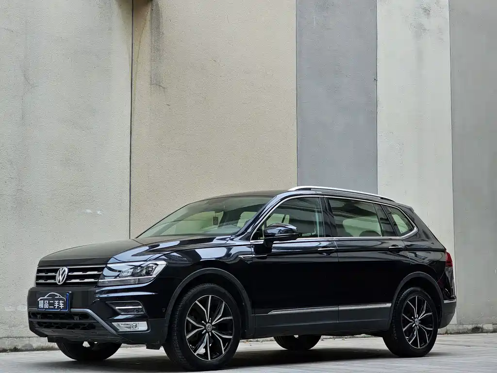 Tiguan L 2019 330TSI automatic two-wheel drive smart luxury version National VI купить на сайте DeffCars