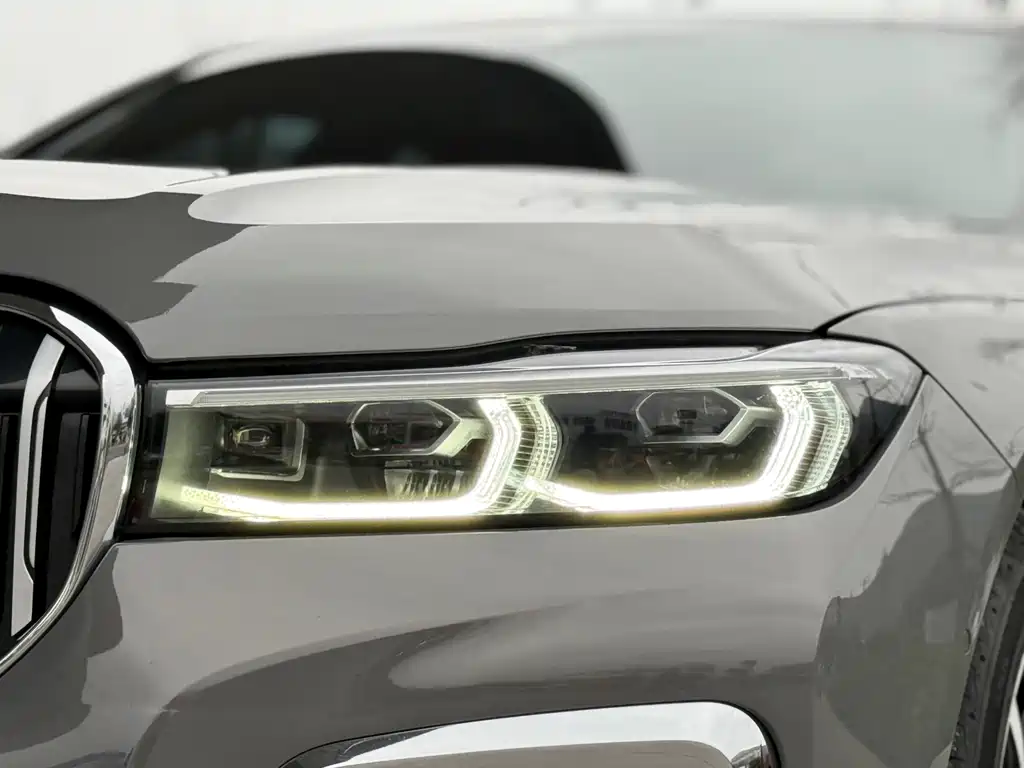 BMW 7 Series 2021 730Li M Sports Package купить на сайте DeffCars