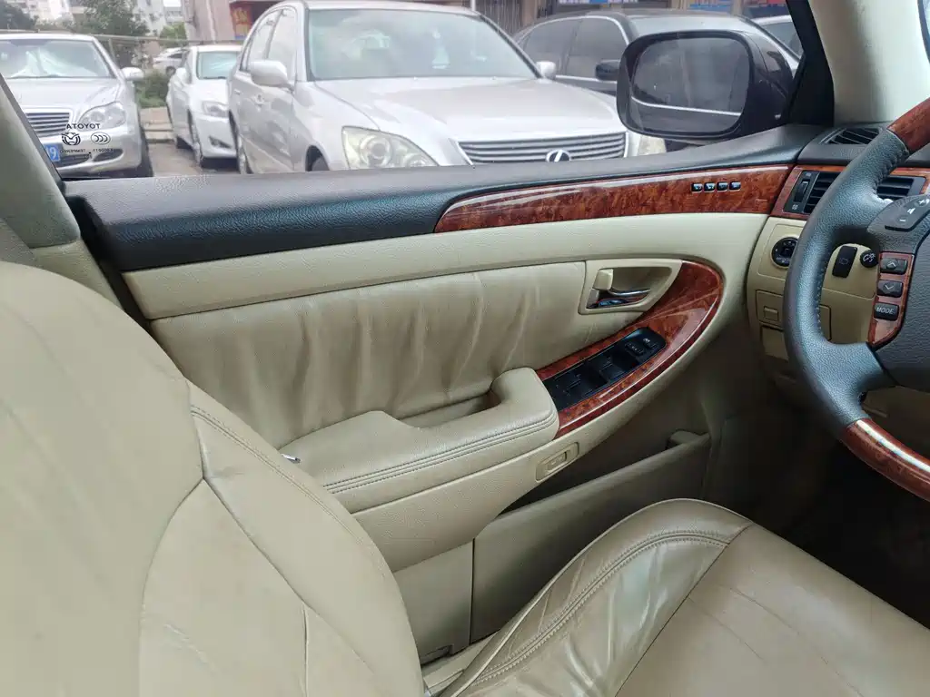 Crown 2007 3.0L Royal Saloon Navigation купить на сайте DeffCars