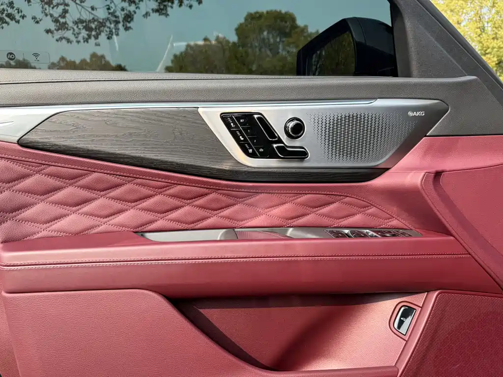 Cadillac CT6 2023 28T Platinum Type купить на сайте DeffCars