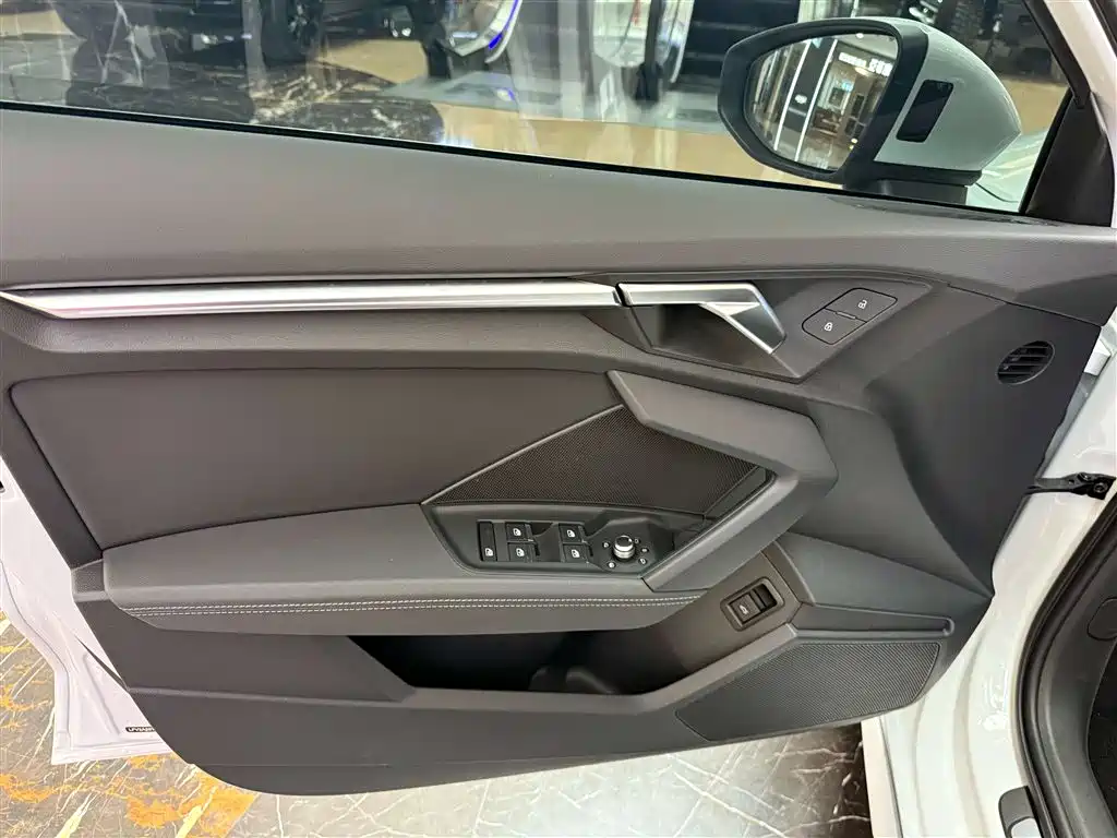 Audi A3 2024 A3L Limousine 35 TFSI luxury sports model купить на сайте DeffCars