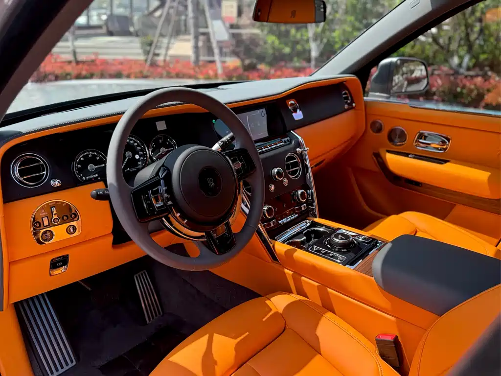 Cullinan 2018 four-seat version купить на сайте DeffCars