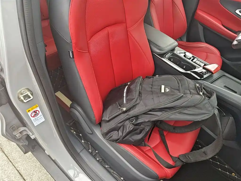Changan UNI-T 2020 1.5T premium model купить на сайте DeffCars