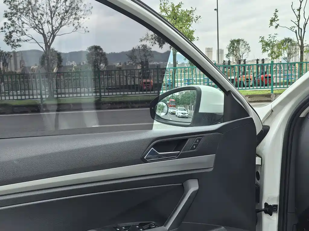 Lavida 2019 1.5L Automatic Fashion Edition National VI купить на сайте DeffCars