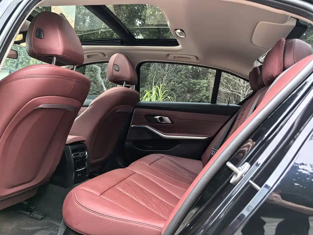 BMW i3 2024 eDrive 35 L купить на сайте DeffCars