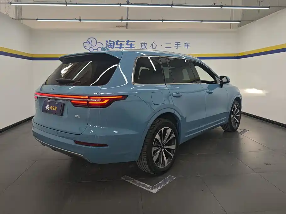 Ideal ONE 2021 extended range 6-seater version купить на сайте DeffCars