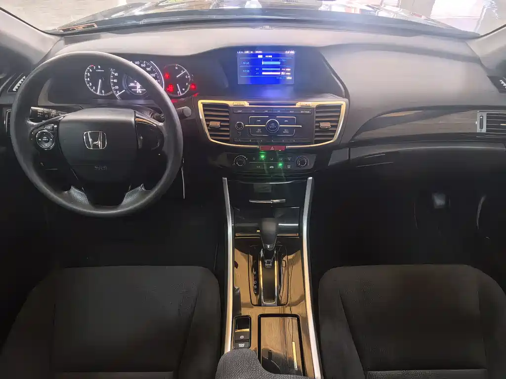 Accord 2016 2.0L Comfort Edition купить на сайте DeffCars