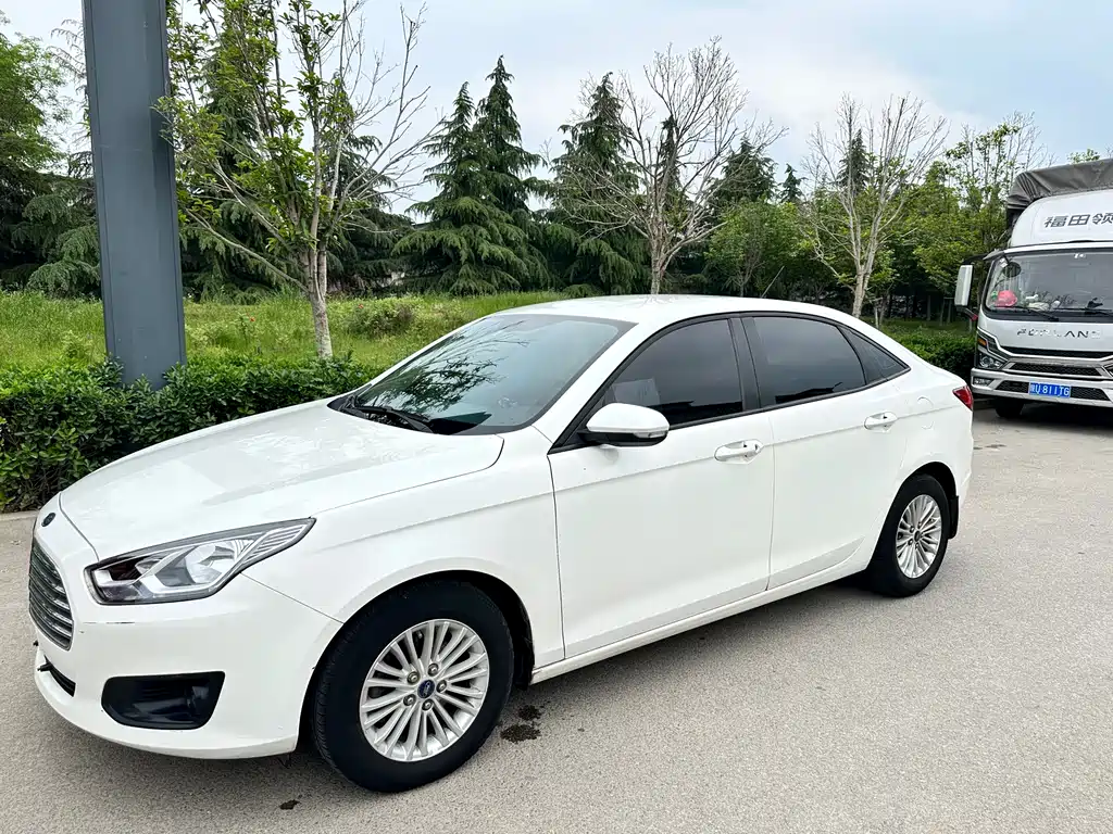 Forex 2015 1.5L automatic comfort model купить на сайте DeffCars