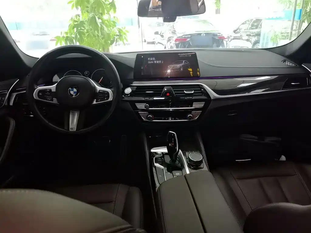 BMW 5 Series 2019 525Li M Sports Package купить на сайте DeffCars