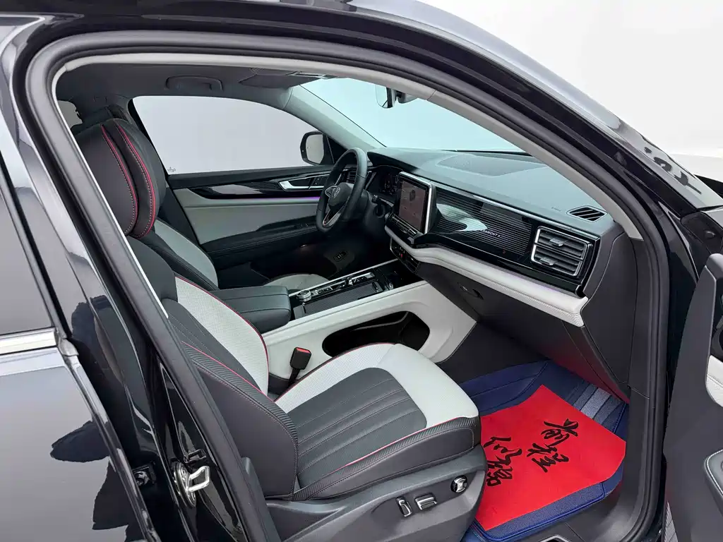 Touron 2024 Touron X 380TSI four-wheel drive luxury version купить на сайте DeffCars