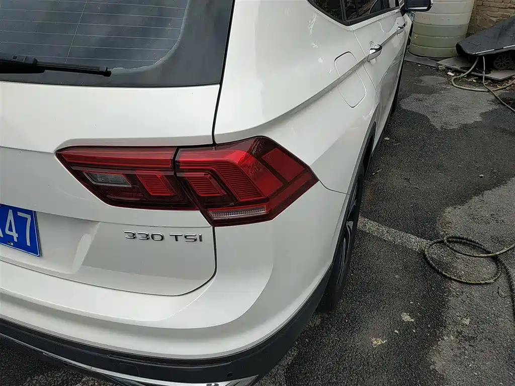 Tiguan L 2022 330TSI automatic two-wheel drive comfort version купить на сайте DeffCars