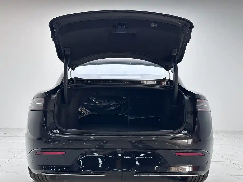 Zhijie S7 2024 Pro купить на сайте DeffCars