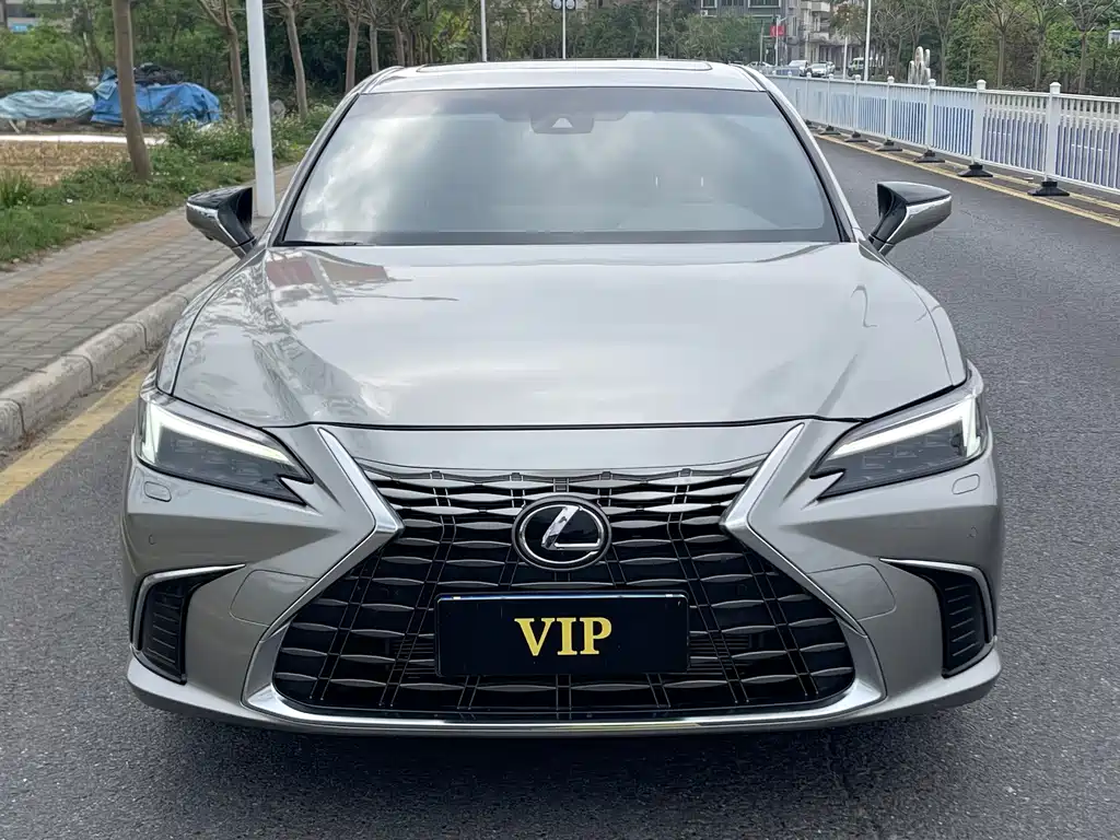 Lexus ES 2025 200 Premium Edition купить на сайте DeffCars