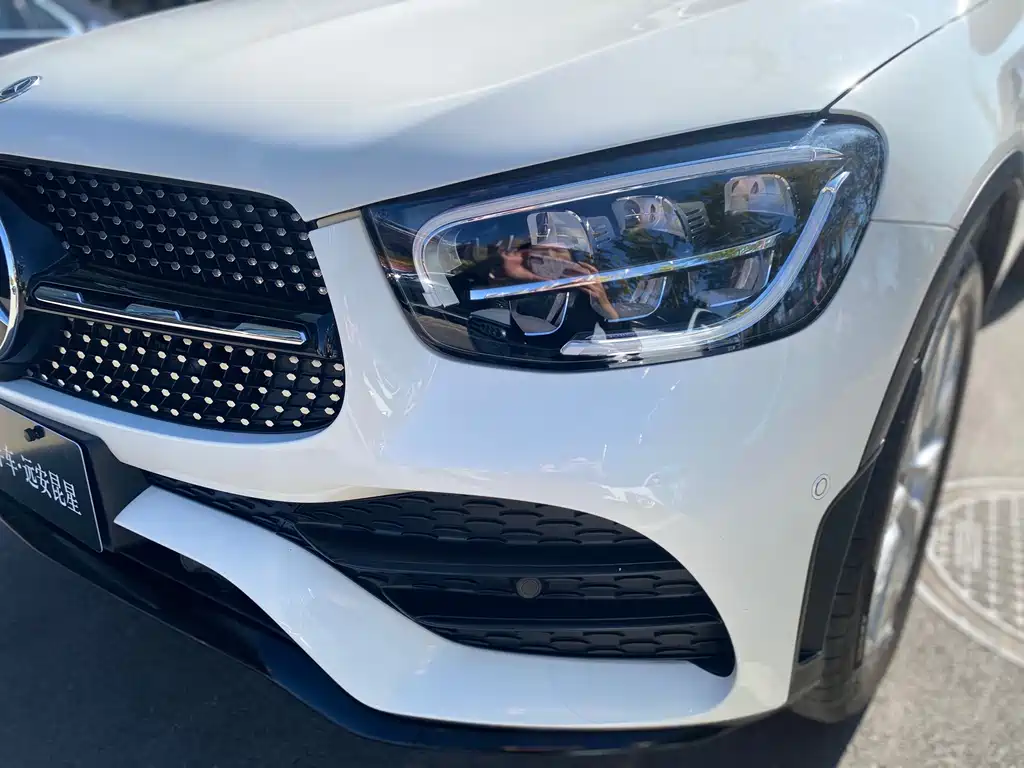Mercedes-Benz GLC Coupe 2021 GLC 260 4MATIC Coupe SUV купить на сайте DeffCars