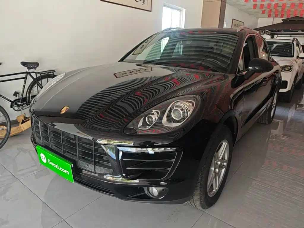 Macan 2017 Macan 2.0T купить на сайте DeffCars