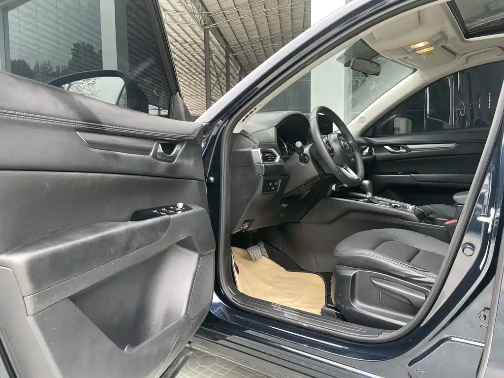 Mazda CX-5 2022 2.0L automatic two-wheel drive smart model купить на сайте DeffCars