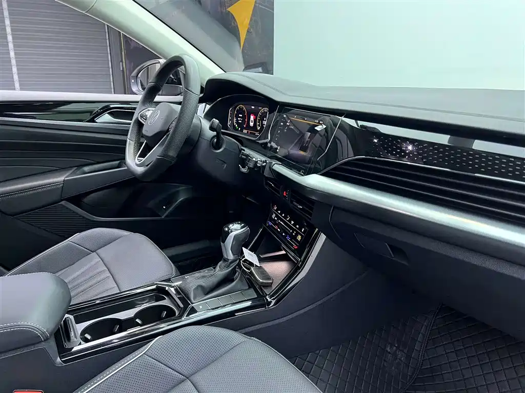Passat 2024 380TSI Dragon Edition купить на сайте DeffCars