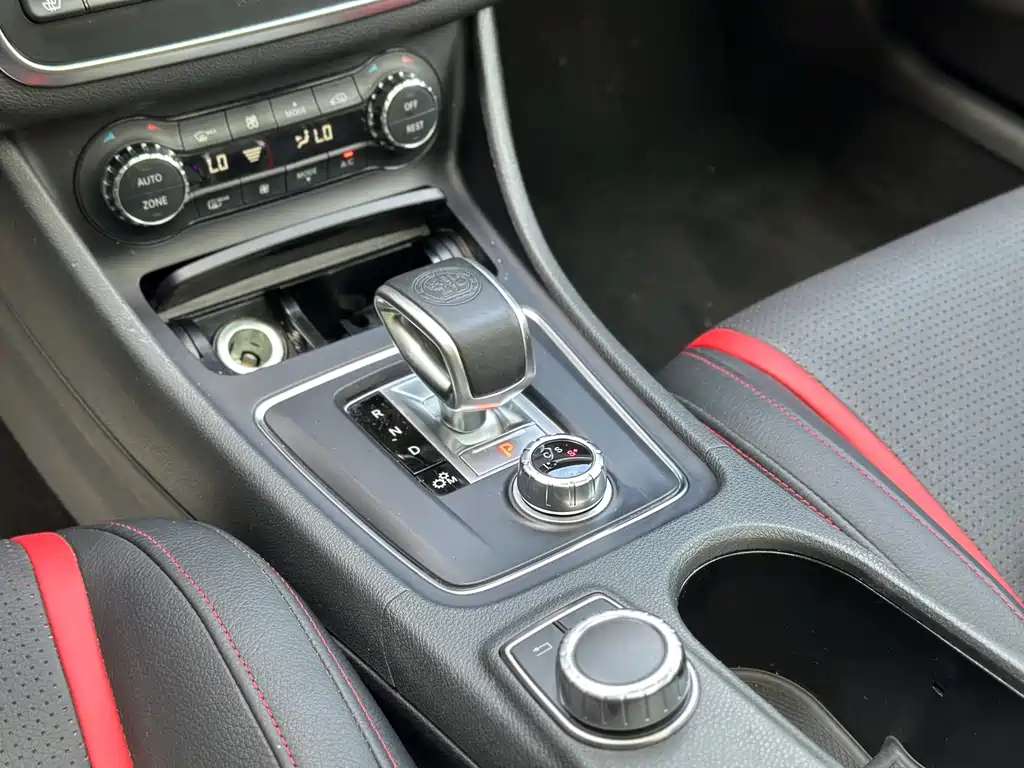 Mercedes-Benz GLA AMG 2016 AMG GLA 45 4MATIC купить на сайте DeffCars