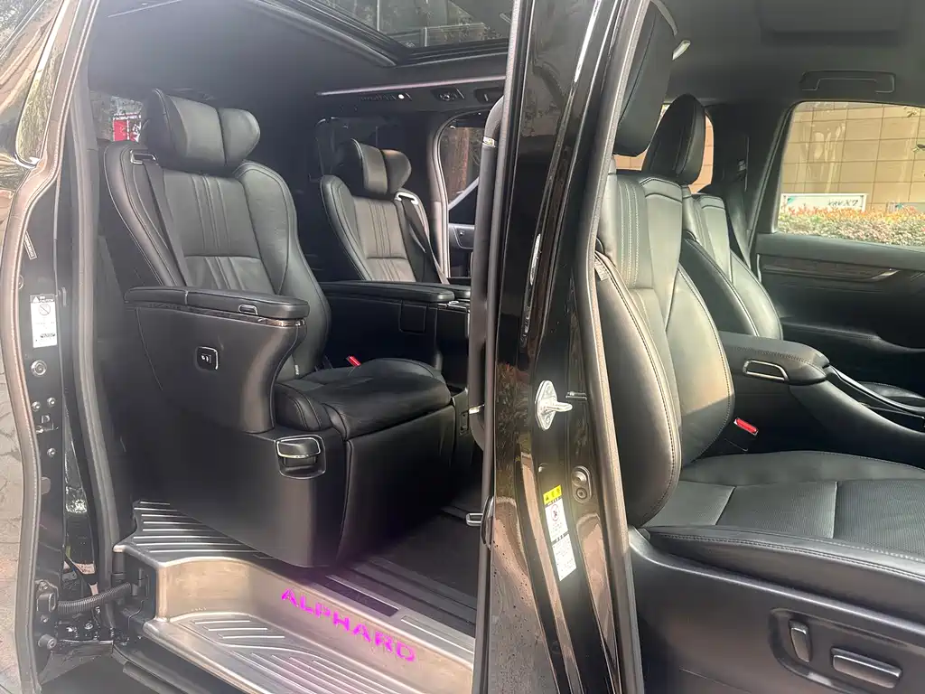 Alfa 2018 facelift 3.5L premium version купить на сайте DeffCars