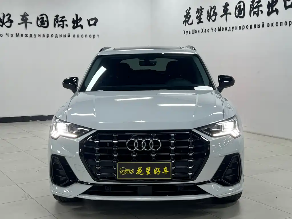 Audi Q3 2022 35 TFSI Fashionable and Dynamic купить на сайте DeffCars