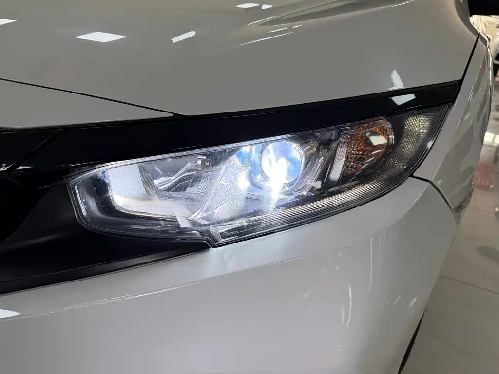 Civic 2019 220TURBO CVT Dynamic Edition National V купить на сайте DeffCars