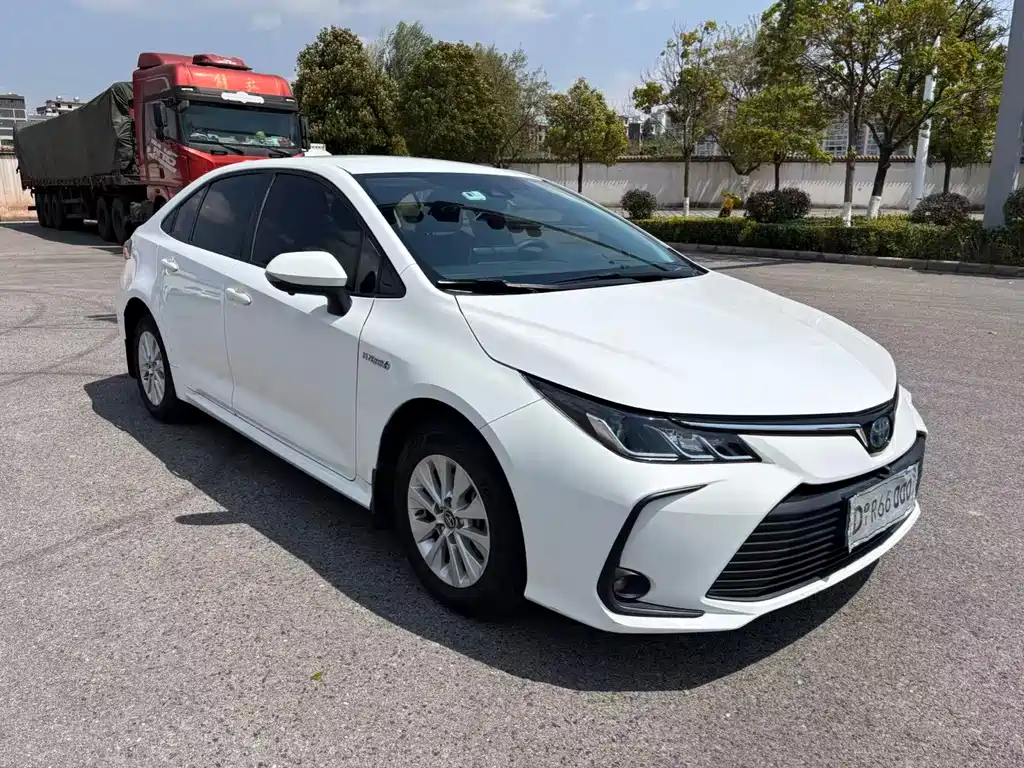 Corolla 2019 Dual Engine 1.8L E-CVT GL-i Pioneer Edition купить на сайте DeffCars