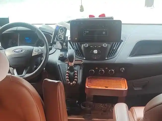 Transit 2023 2.0T gasoline automatic multi-functional commercial vehicle, center axis, roof, 5/6 seats купить на сайте DeffCars