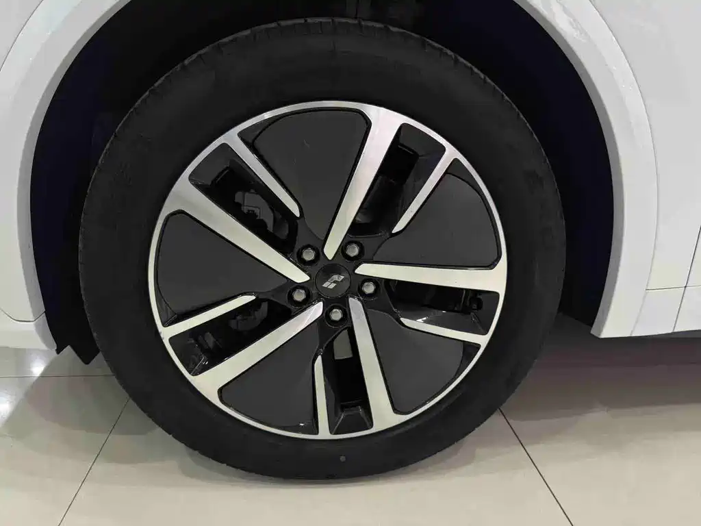 Ideal L7 2024 Pro купить на сайте DeffCars
