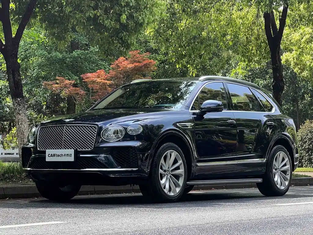 Bentayga 2024 4.0T V8 купить на сайте DeffCars