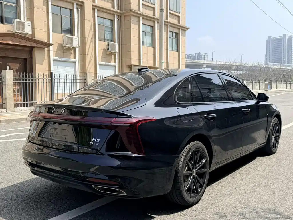 Hongqi H5 2025 2.0T automatic Xuanying 2 million units commemorative edition купить на сайте DeffCars