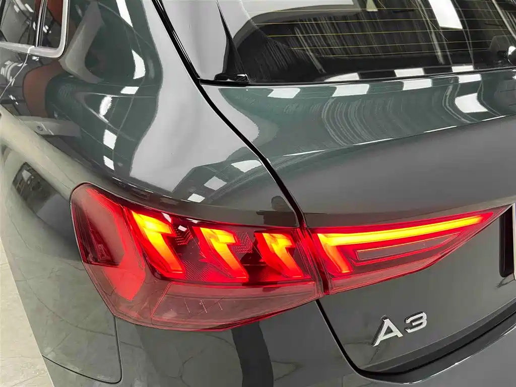 Audi A3 2023 facelift Sportback 35 TFSI stylish and sporty купить на сайте DeffCars
