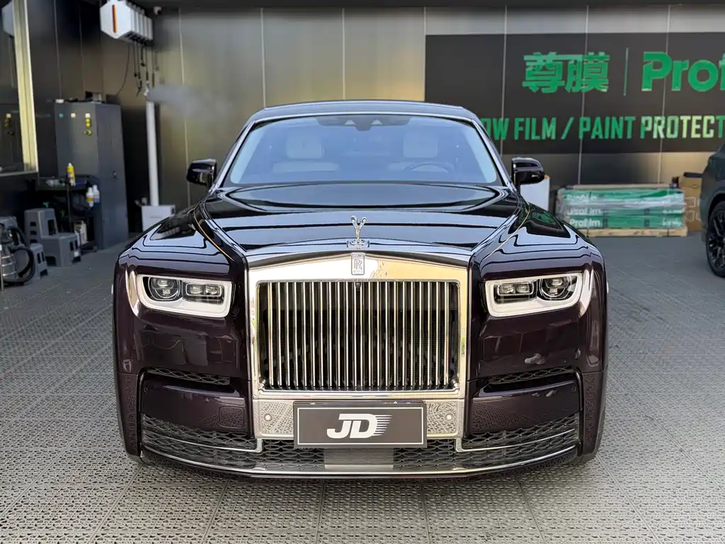 Phantom 2018 6.7T long wheelbase version купить на сайте DeffCars