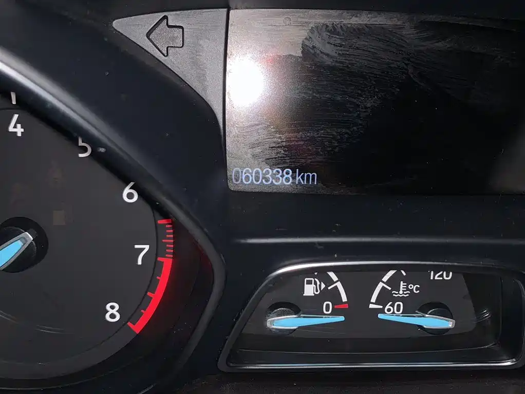 Escape 2018 EcoBoost 180 two-wheel drive luxury wing купить на сайте DeffCars